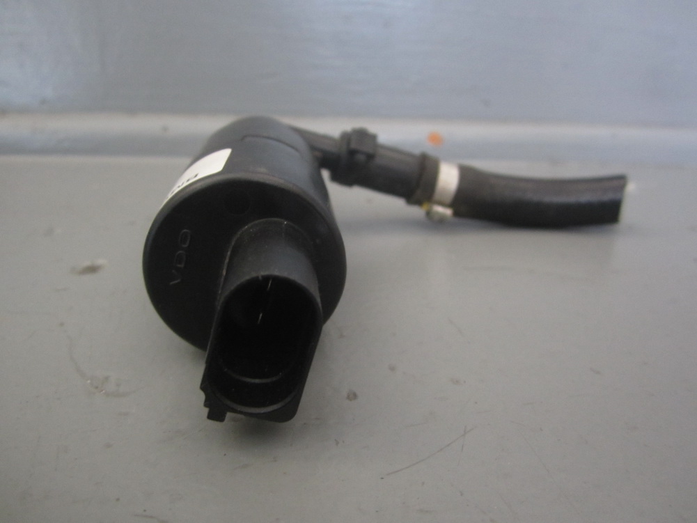 BMW Genuine Windshield Washer Pump 8377430 Used Auto Parts